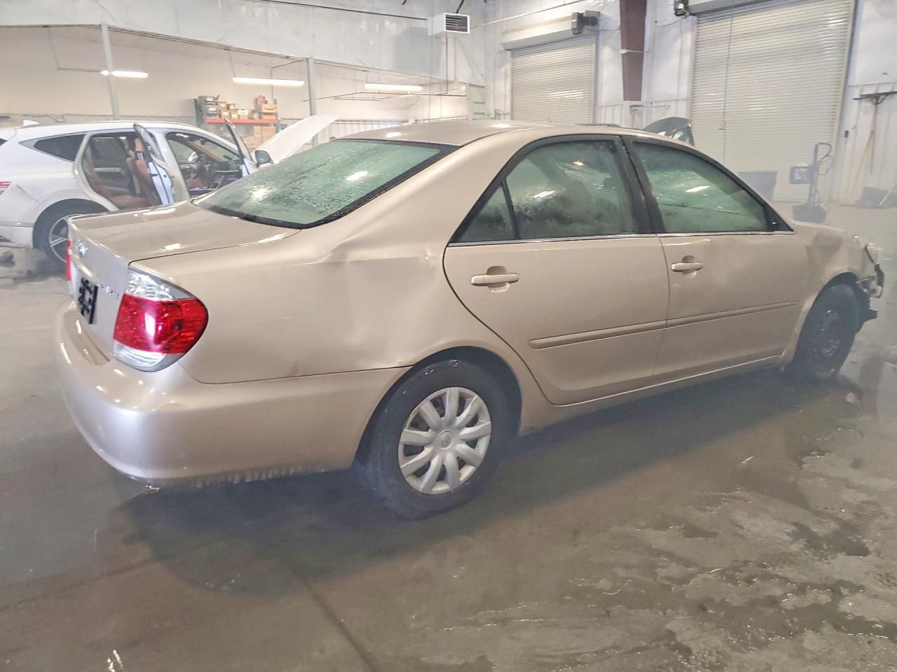2005 Toyota Camry le