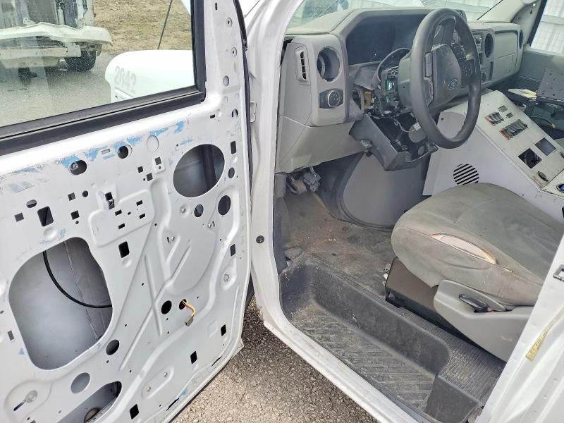 2023 Ford E450 Ambulance