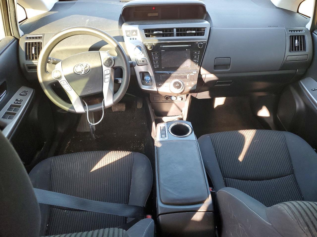 2016 Toyota Prius v Three