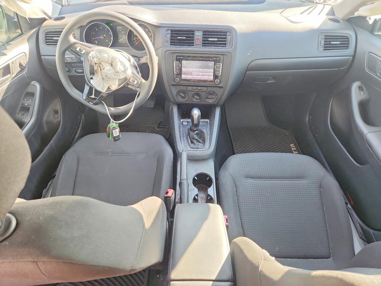 2015 Volkswagen Jetta Base