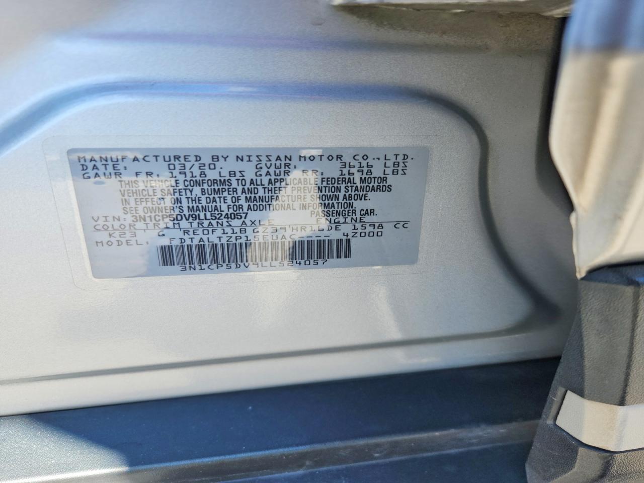 2020 Nissan Kicks sr