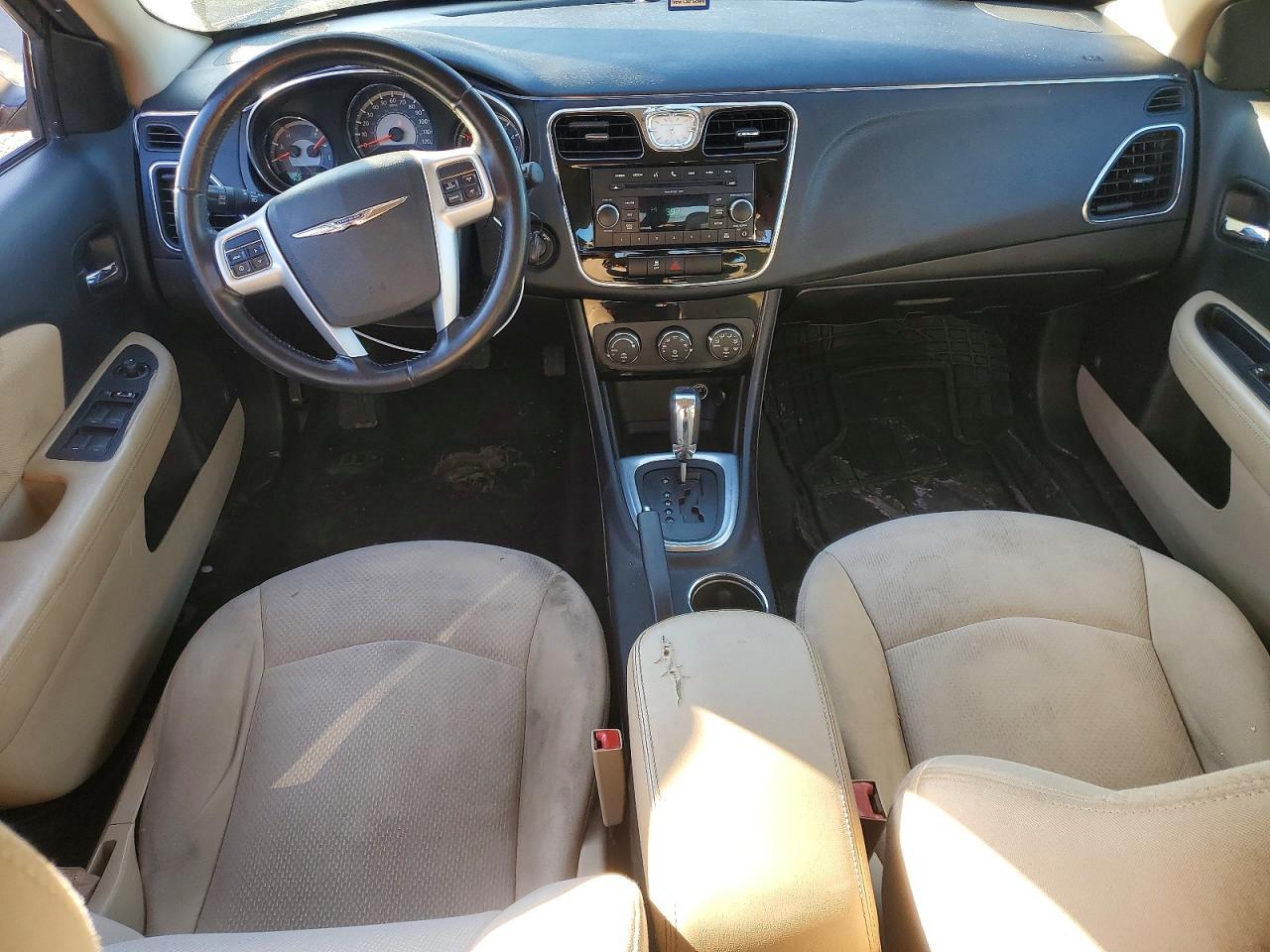 2011 Chrysler 200 Touring
