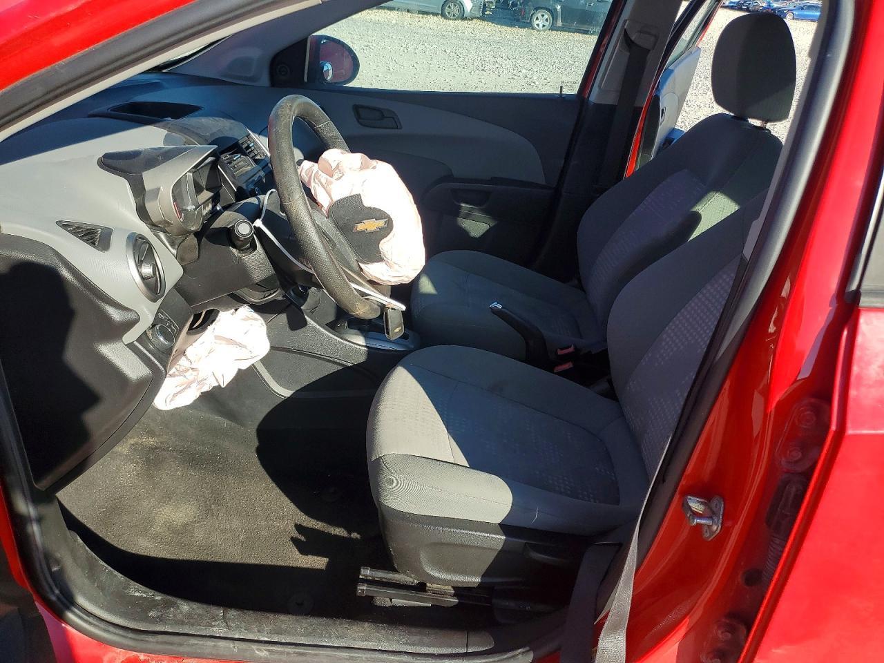 2016 Chevrolet Sonic ls