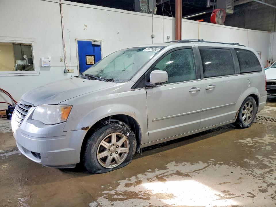 2010 Chrysler Town & Country Touring