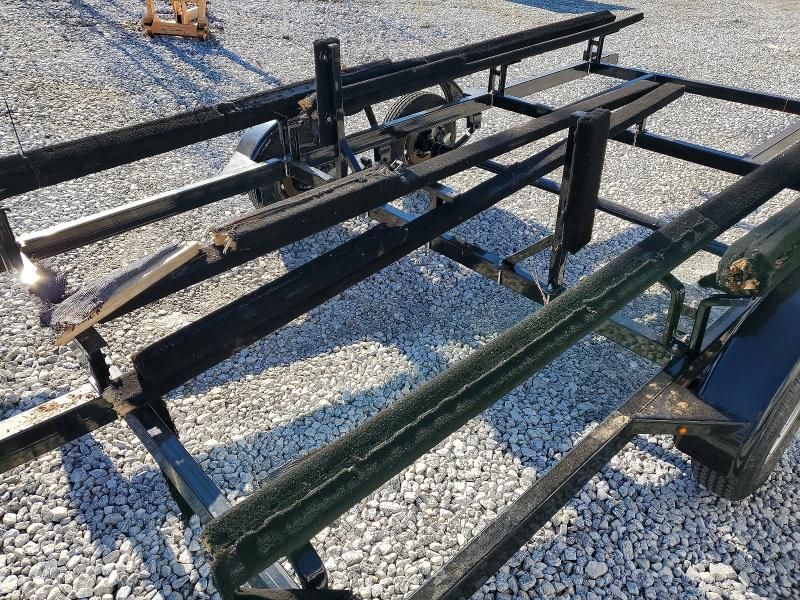 2021 Middlebury 2021 MID America Boat Trailer