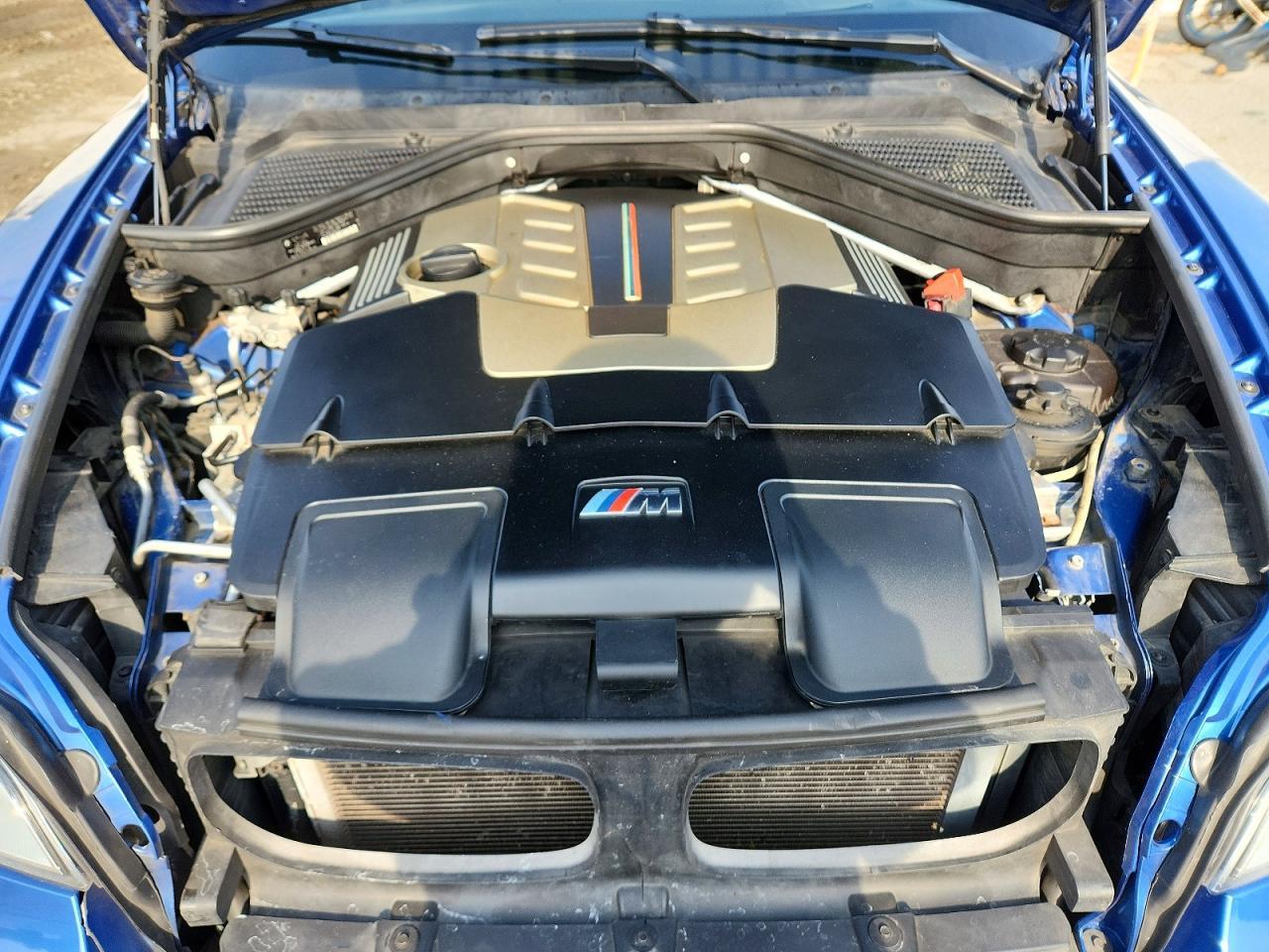 2013 BMW X5 m