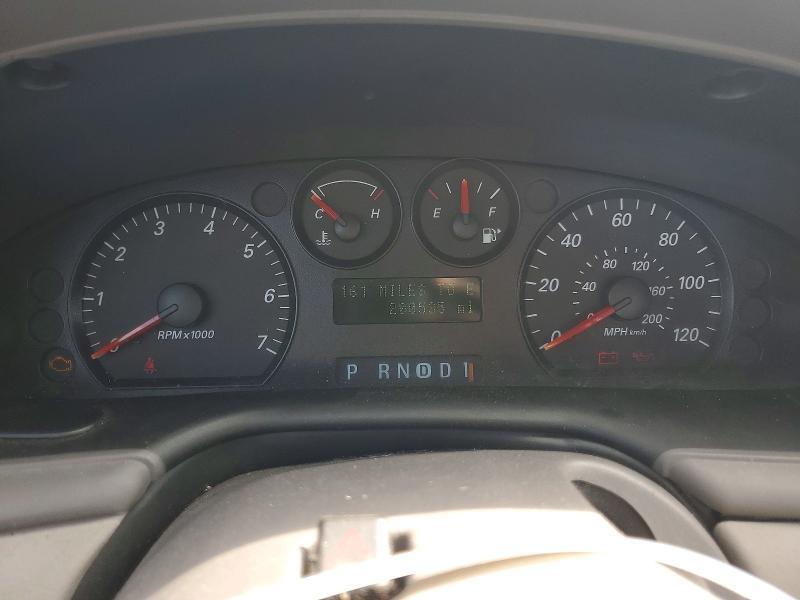 2006 Ford Taurus se