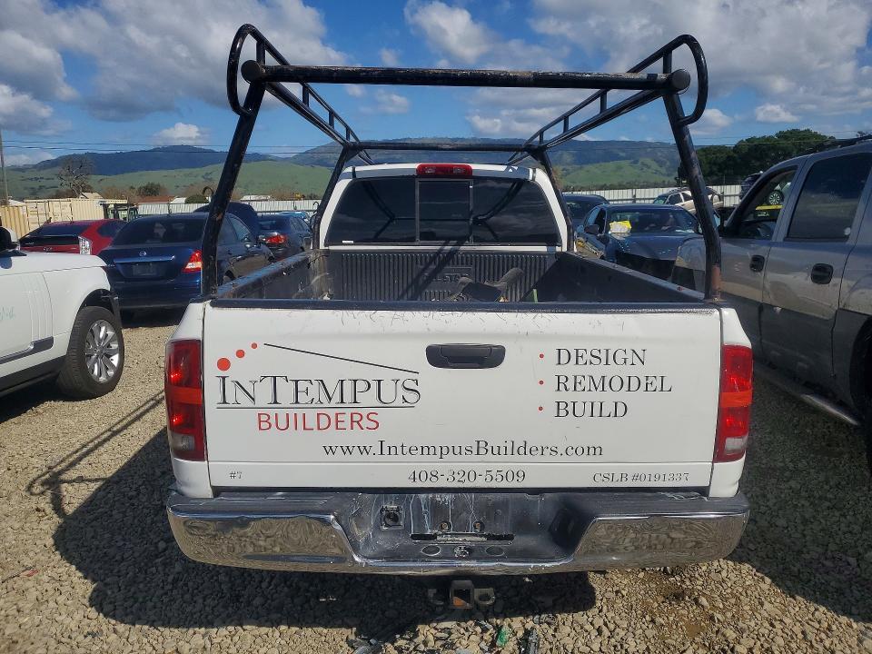 2004 Dodge RAM 1500 ST