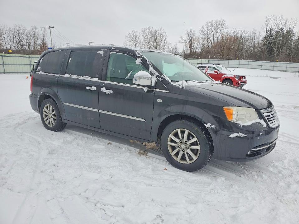 2014 Chrysler Town & Country Touring l