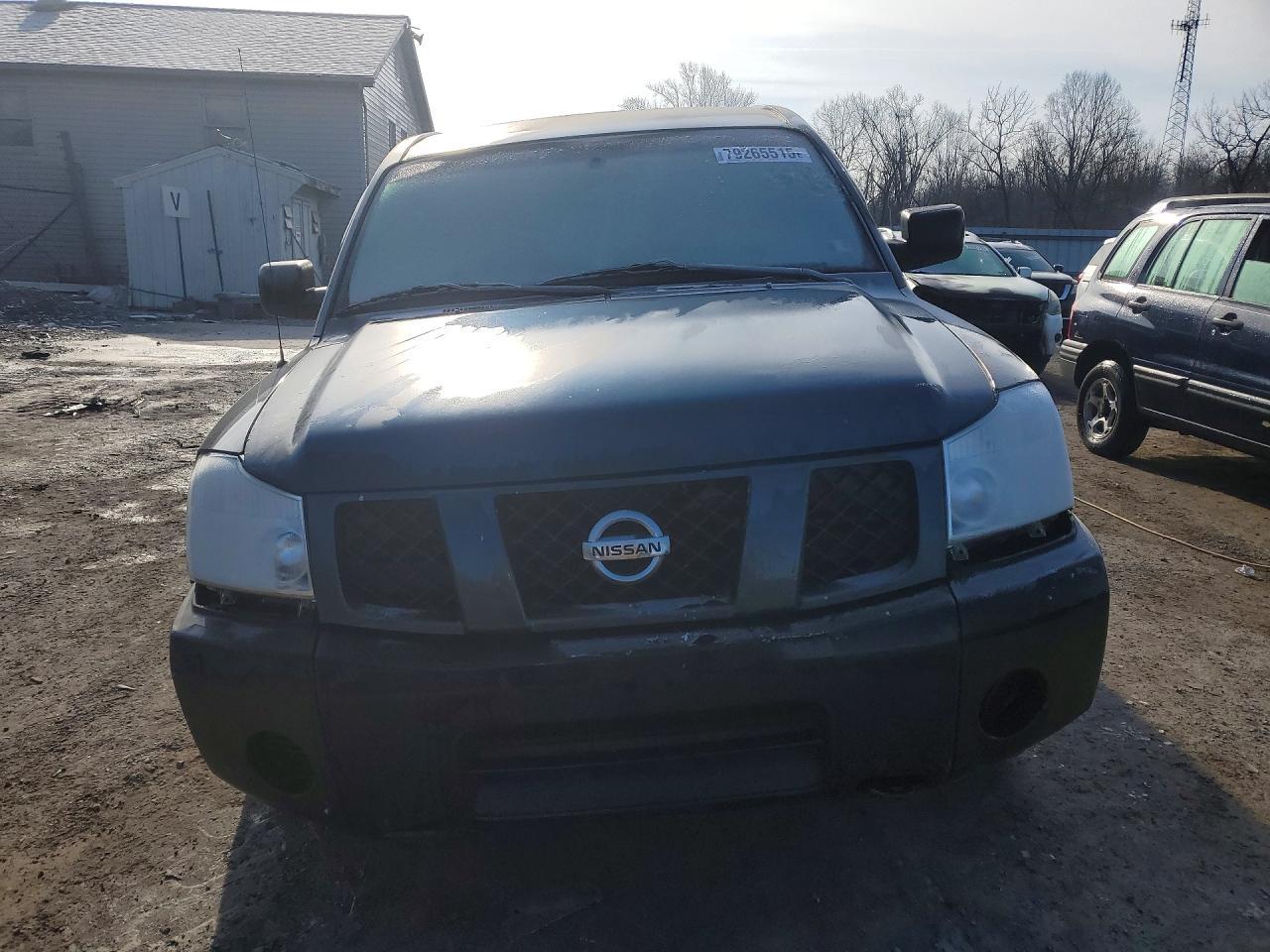 2004 Nissan Titan XE