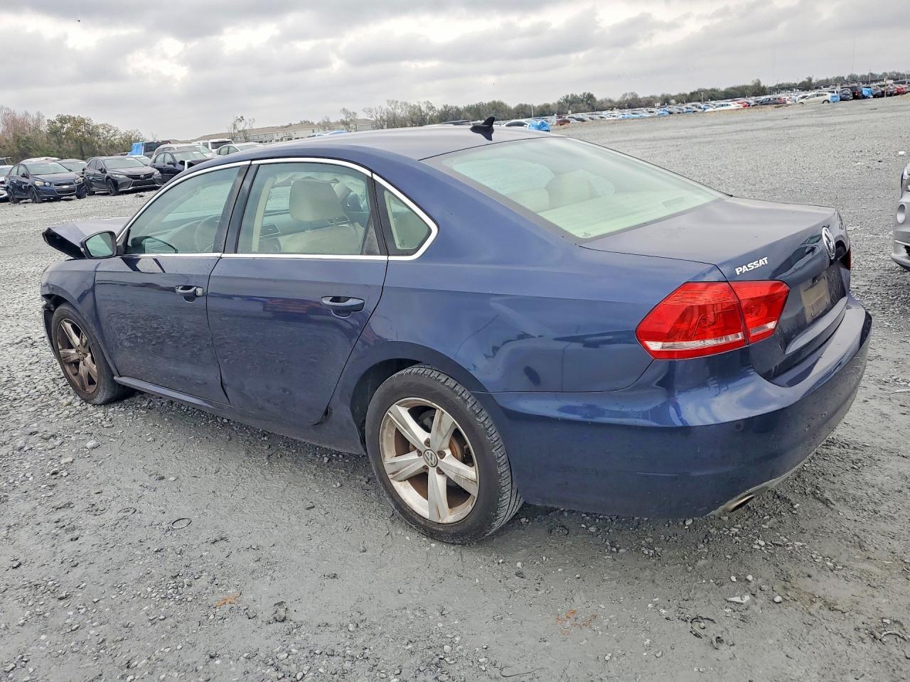 2013 Volkswagen Passat se