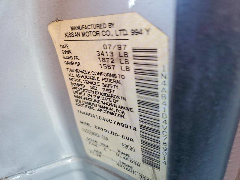 1997 Nissan Sentra Base