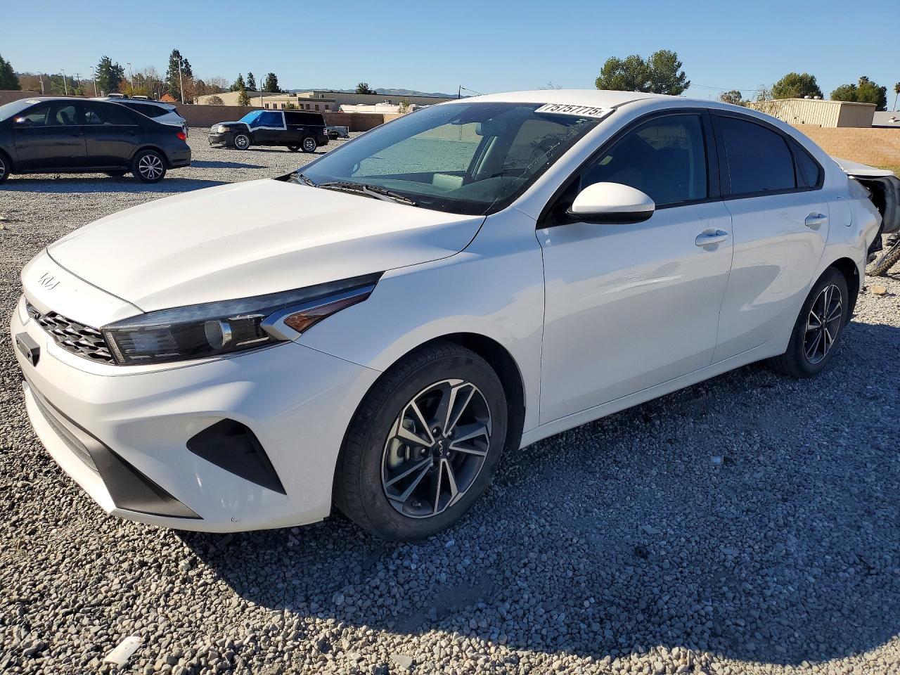 2022 KIA Forte fe