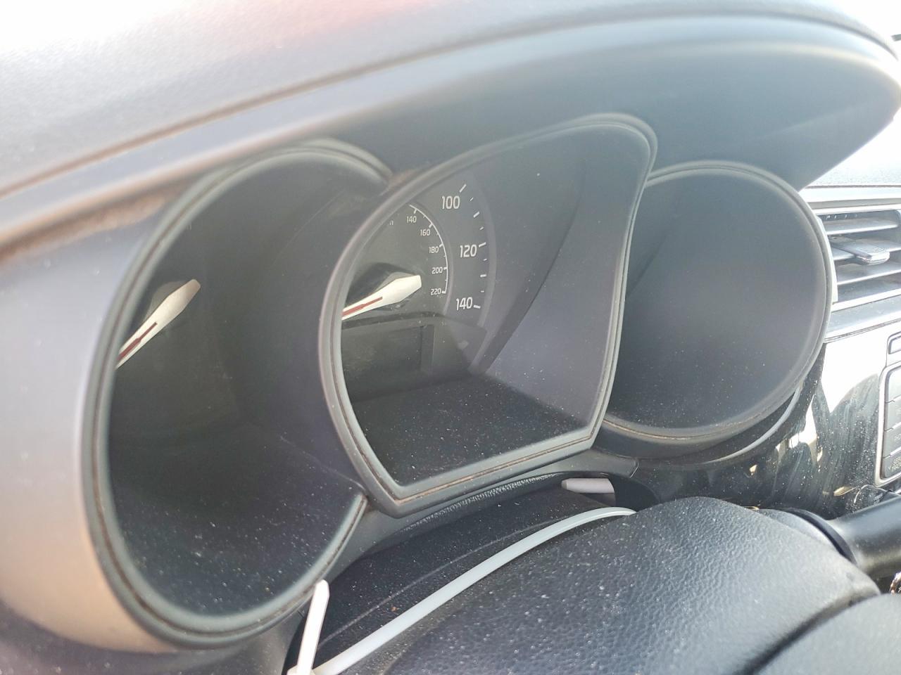 2016 KIA Rio lx