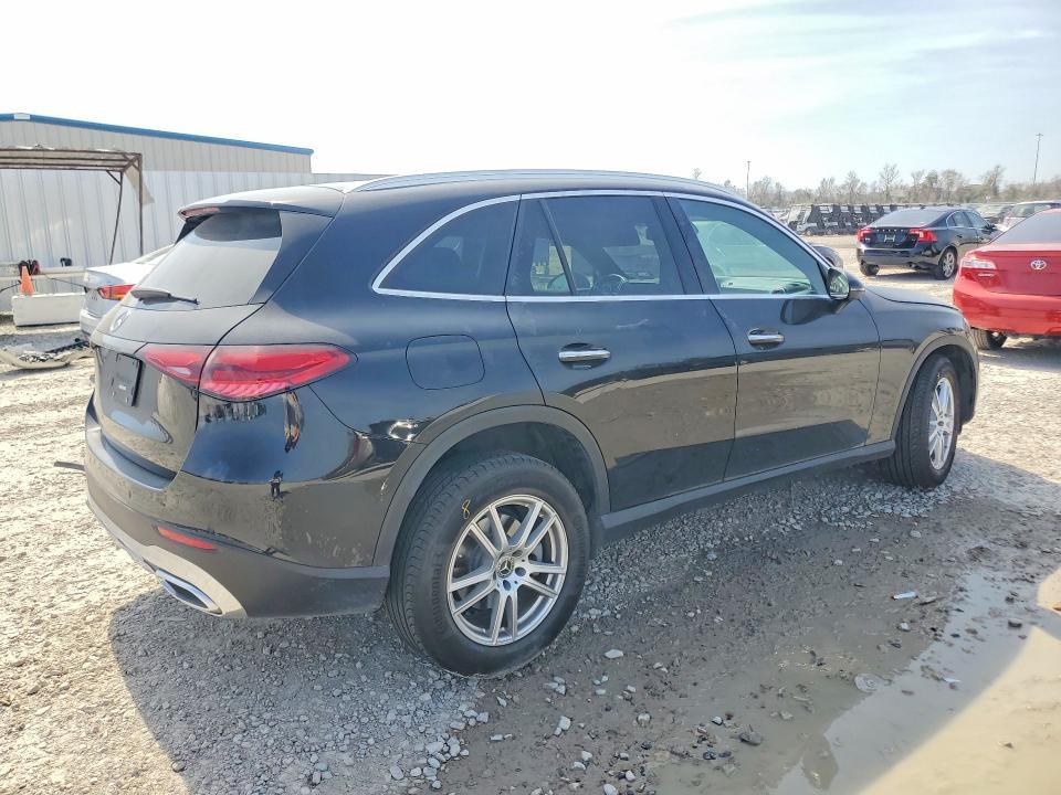 2025 Mercedes-Benz Glc 300