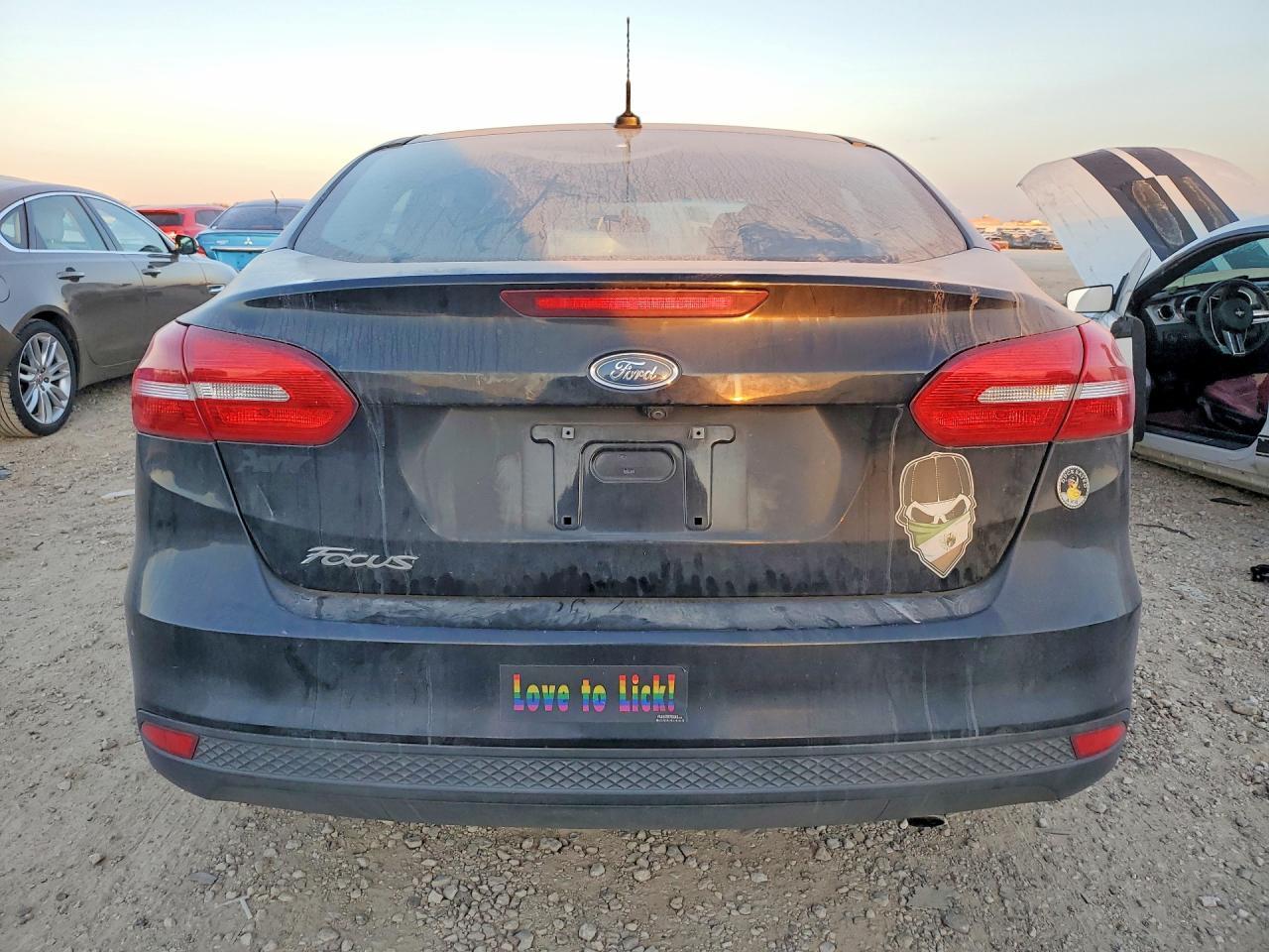 2017 Ford Focus s