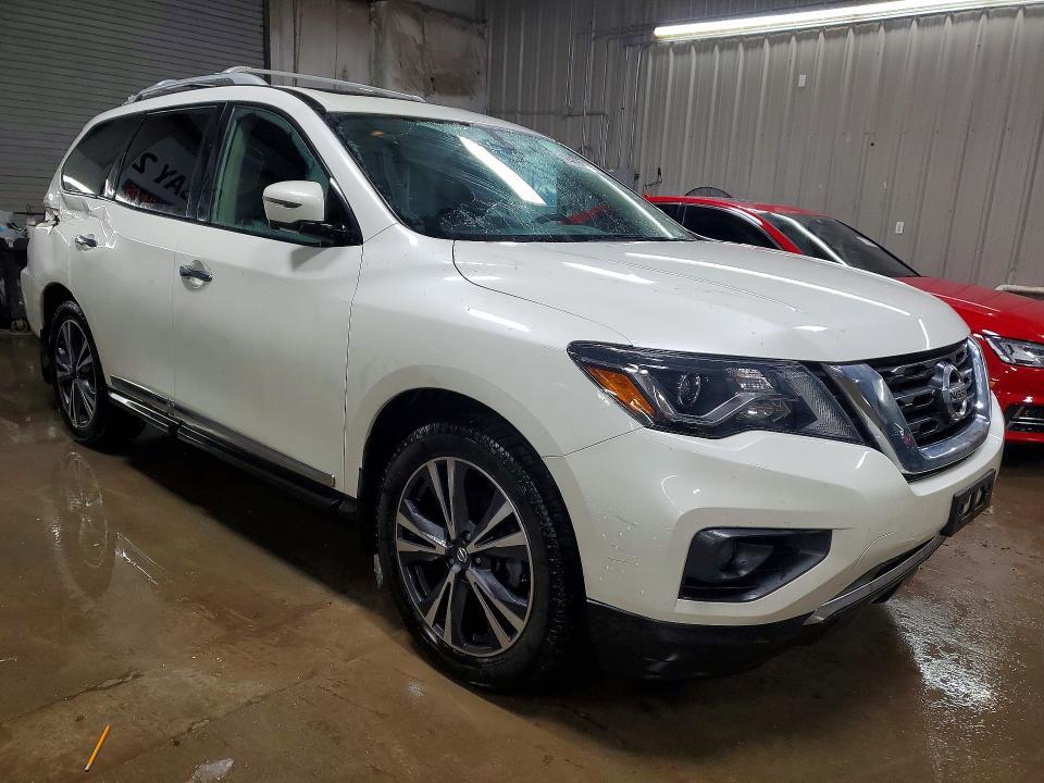 2020 Nissan Pathfinder Platinum