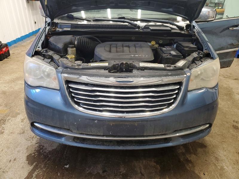 2012 Chrysler Town & Country Touring l