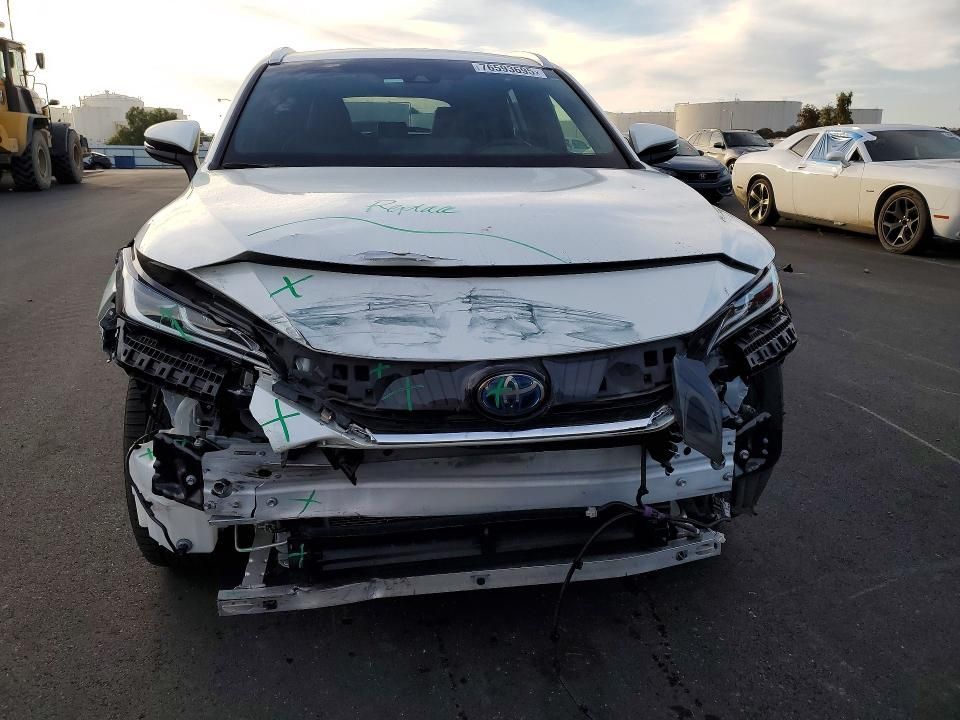 2021 Toyota Venza le