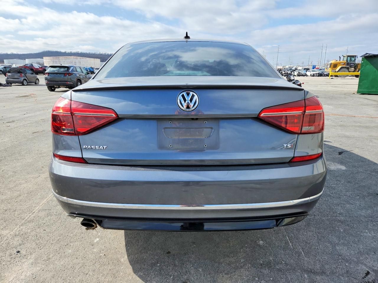 2018 Volkswagen Passat s