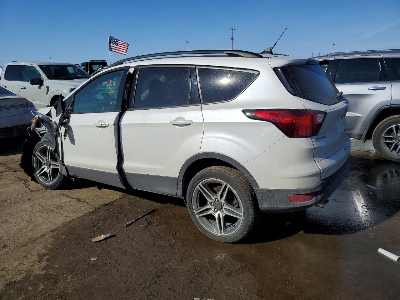 2019 Ford Escape sel