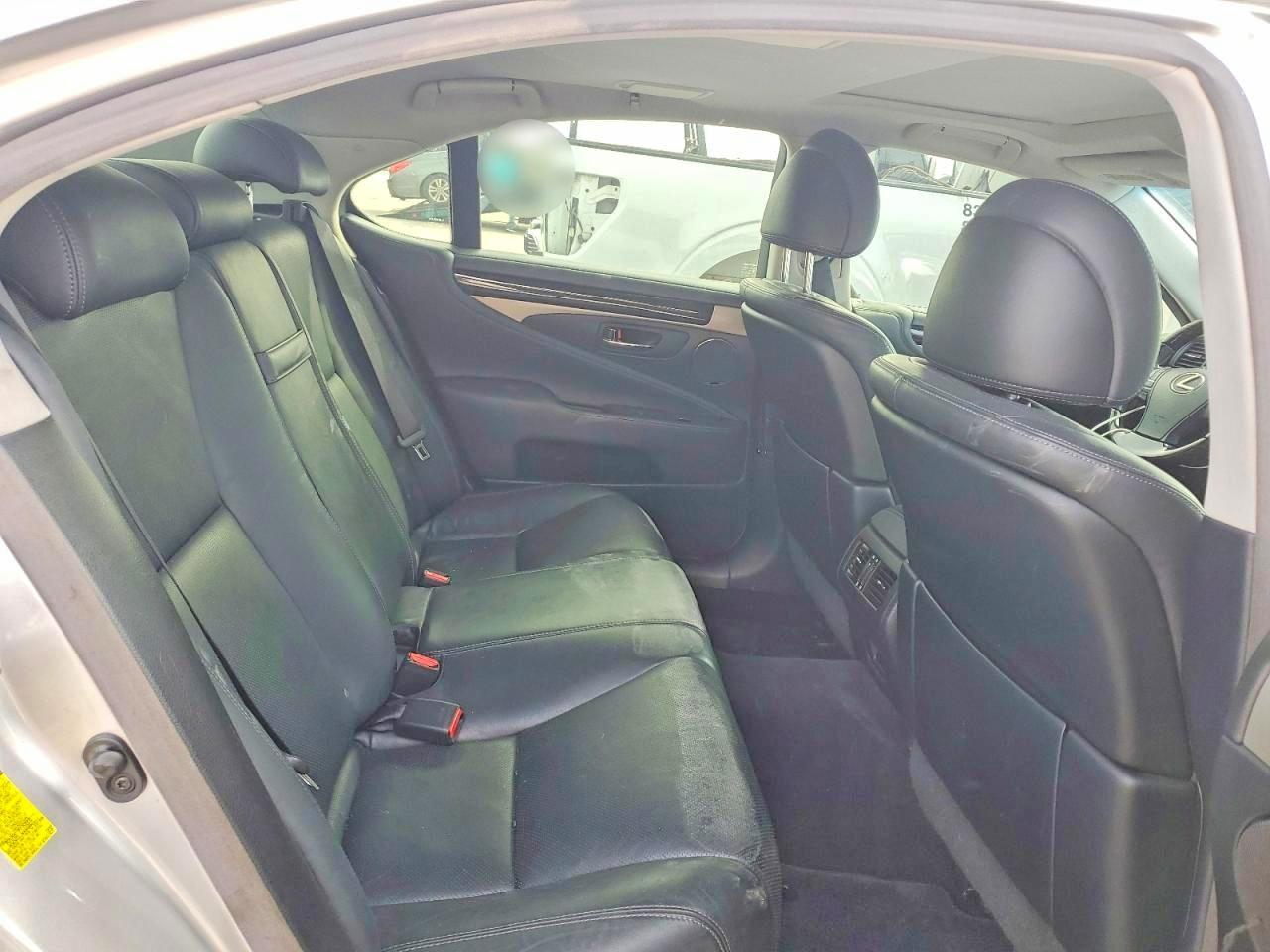 2014 Lexus LS