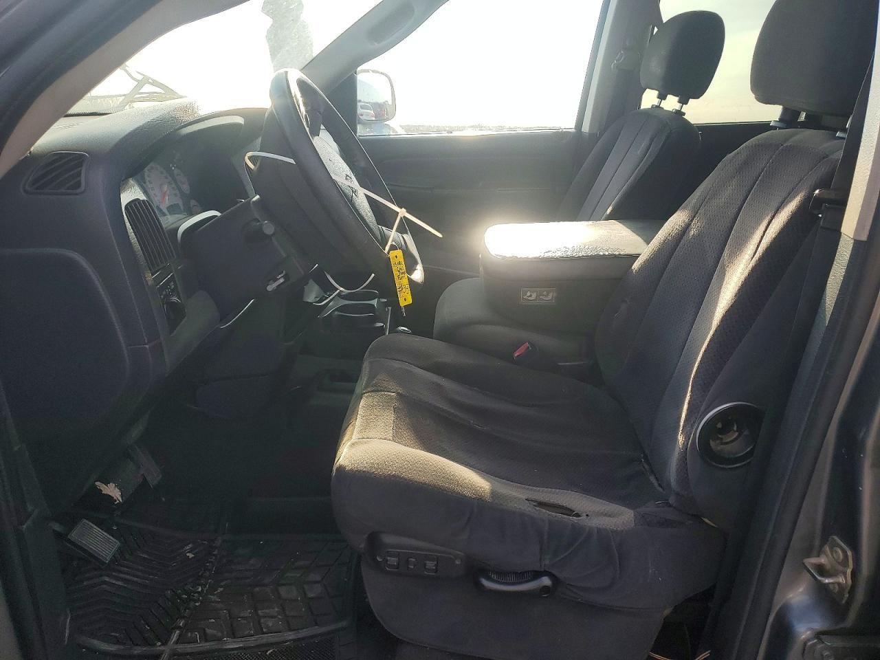 2005 Dodge RAM 1500 ST