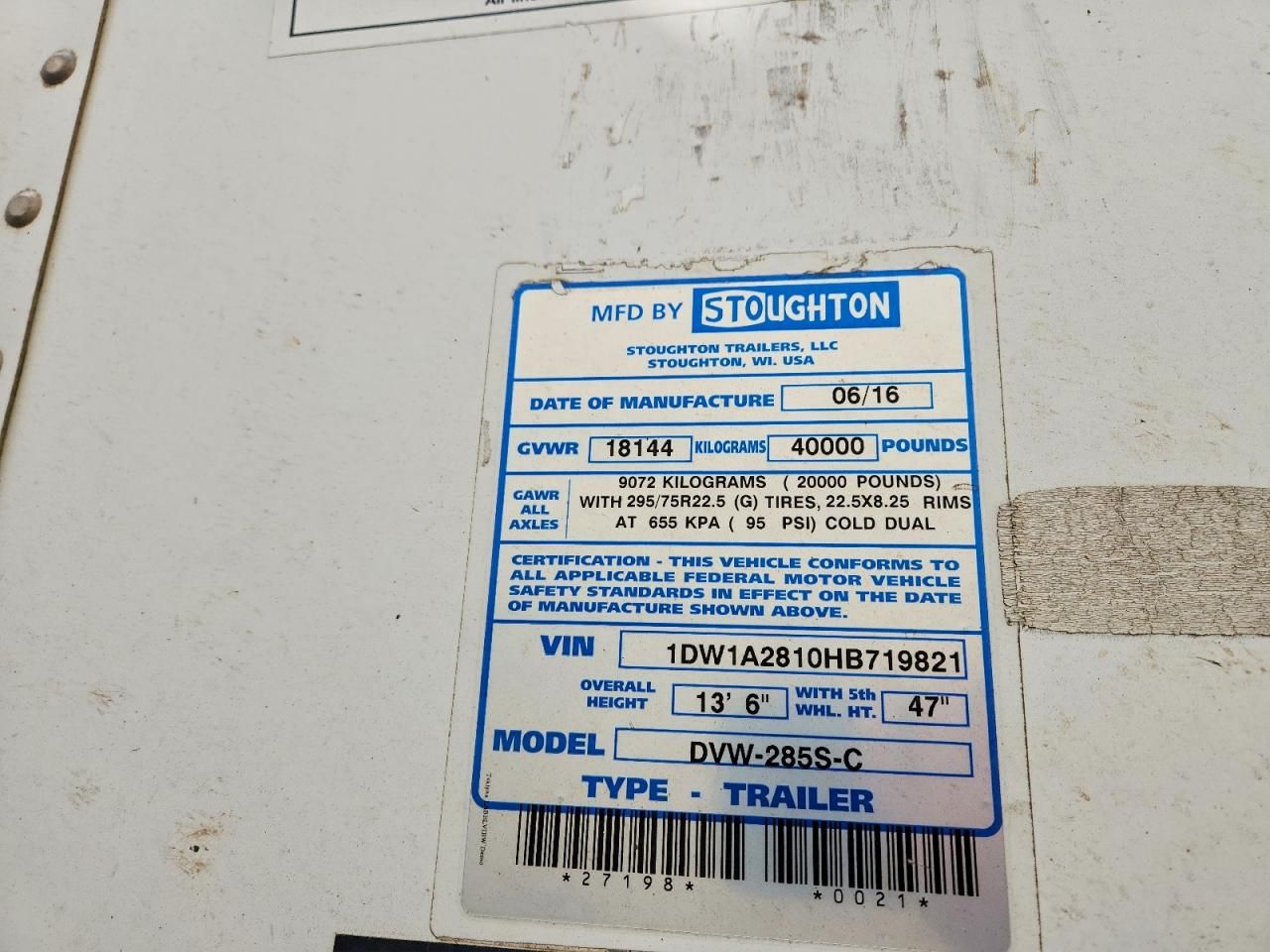 2017 Stoughton Trailers I