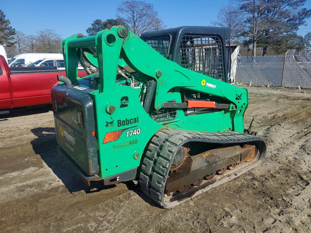 2021 Bobcat T740