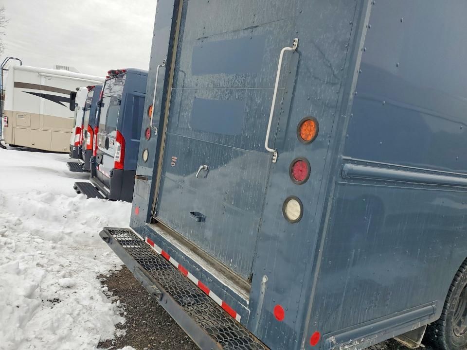 2021 Ford F59 Delivery Truck