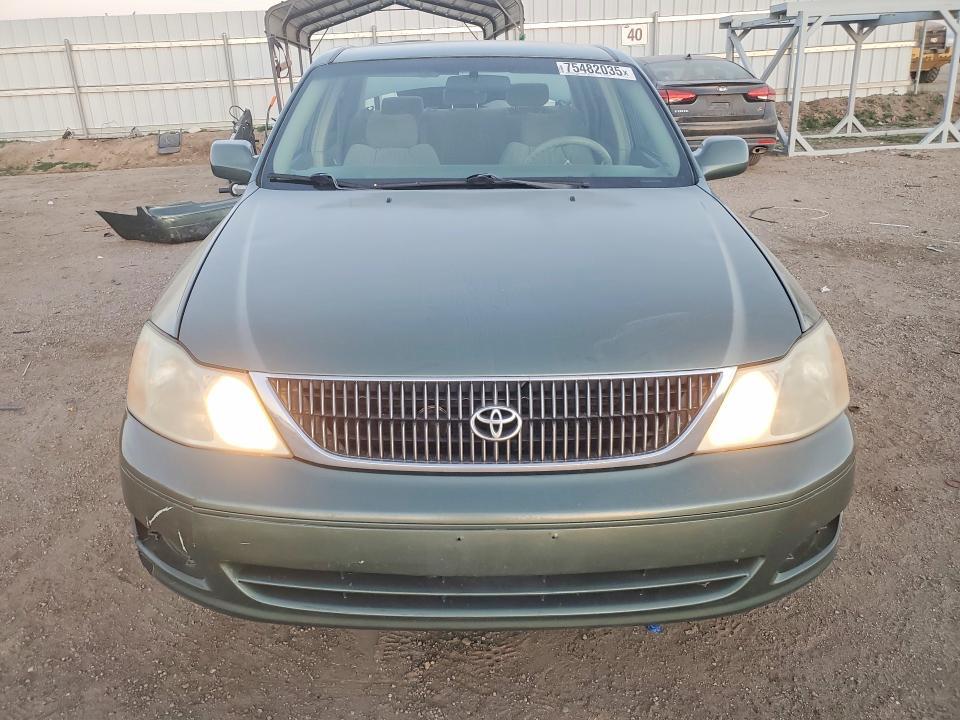 2000 Toyota Avalon xl