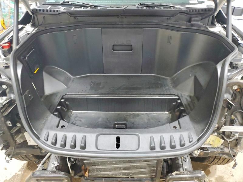 2023 Ford F150 Lightning pro