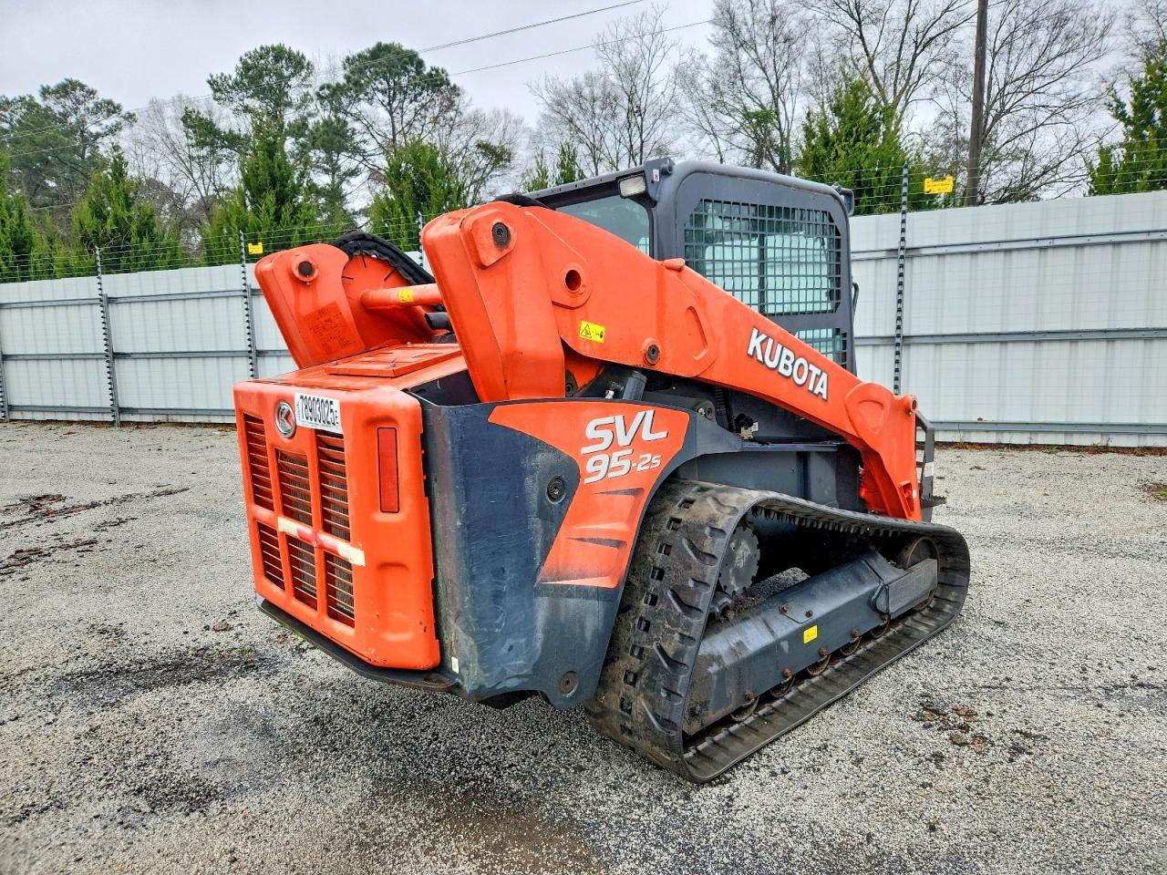 2016 Kubota SVL95-2S Skid Steer Loader