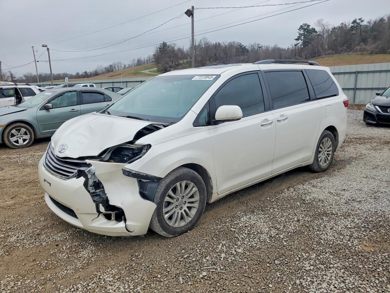 2017 Toyota Sienna xle