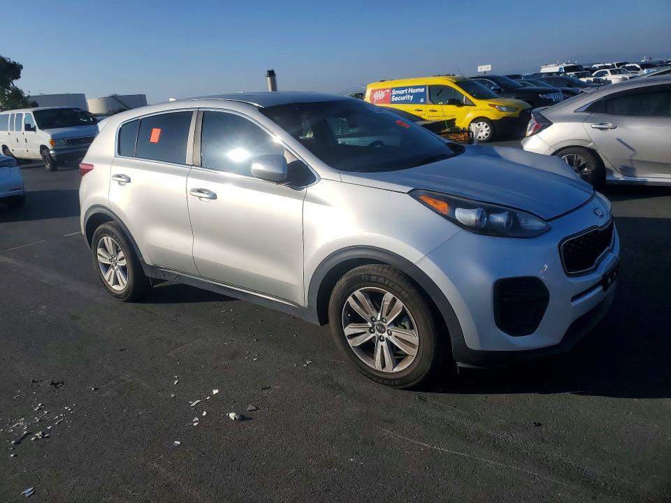 2017 KIA Sportage lx