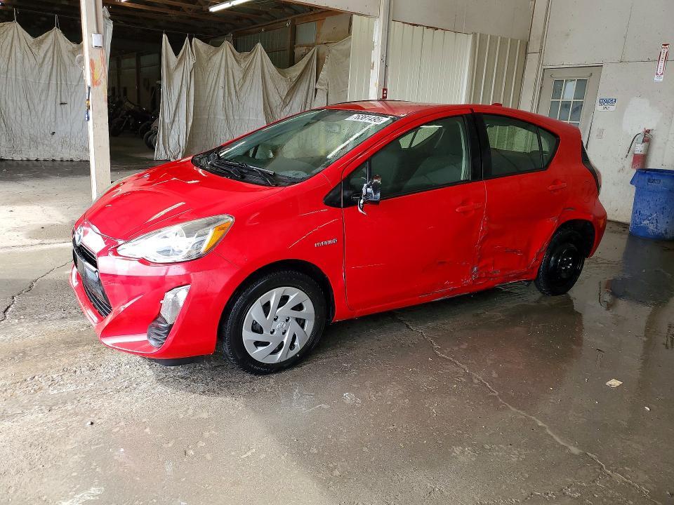 2016 Toyota Prius c two