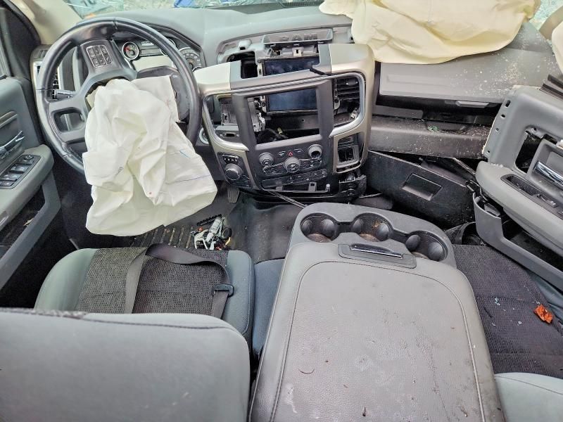 2019 Dodge Ram 1500 Classic slt