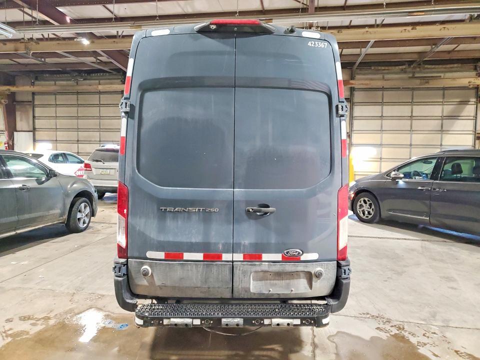 2020 Ford Transit T-250