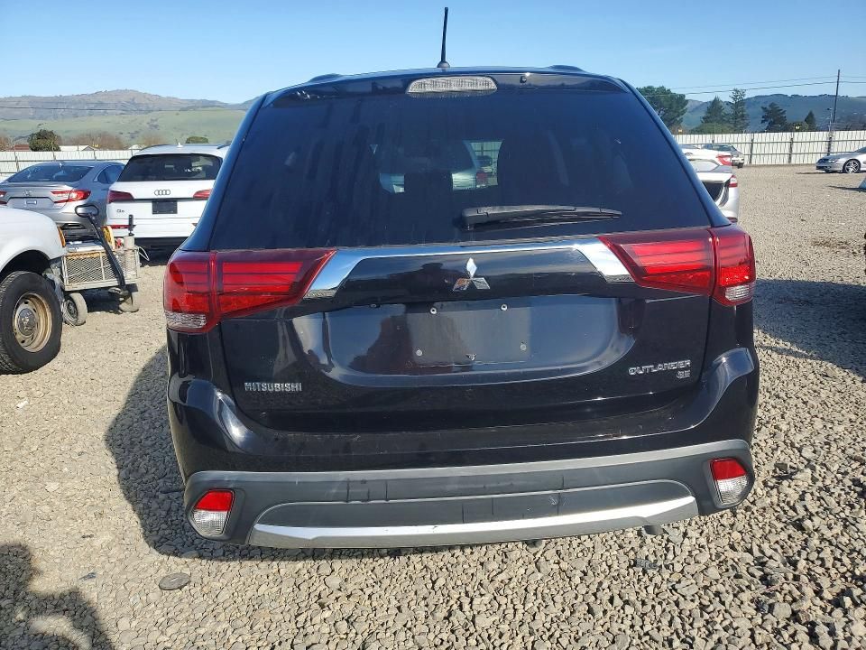 2016 Mitsubishi Outlander se