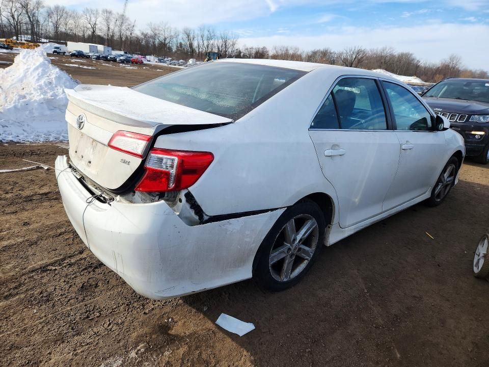 2013 Toyota Camry l