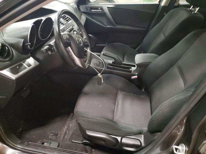 2013 Mazda 3 I