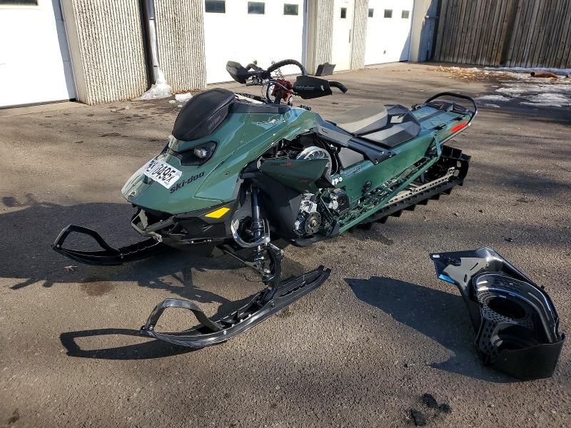 2026 Skidoo Summit X 850 E-TEC T