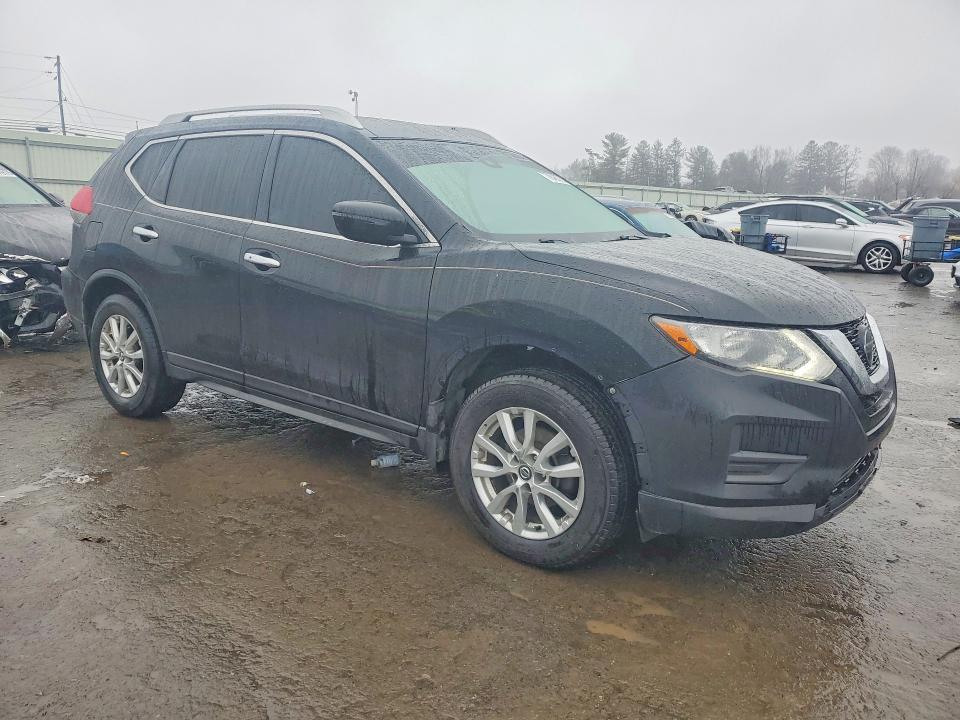 2019 Nissan Rogue sv