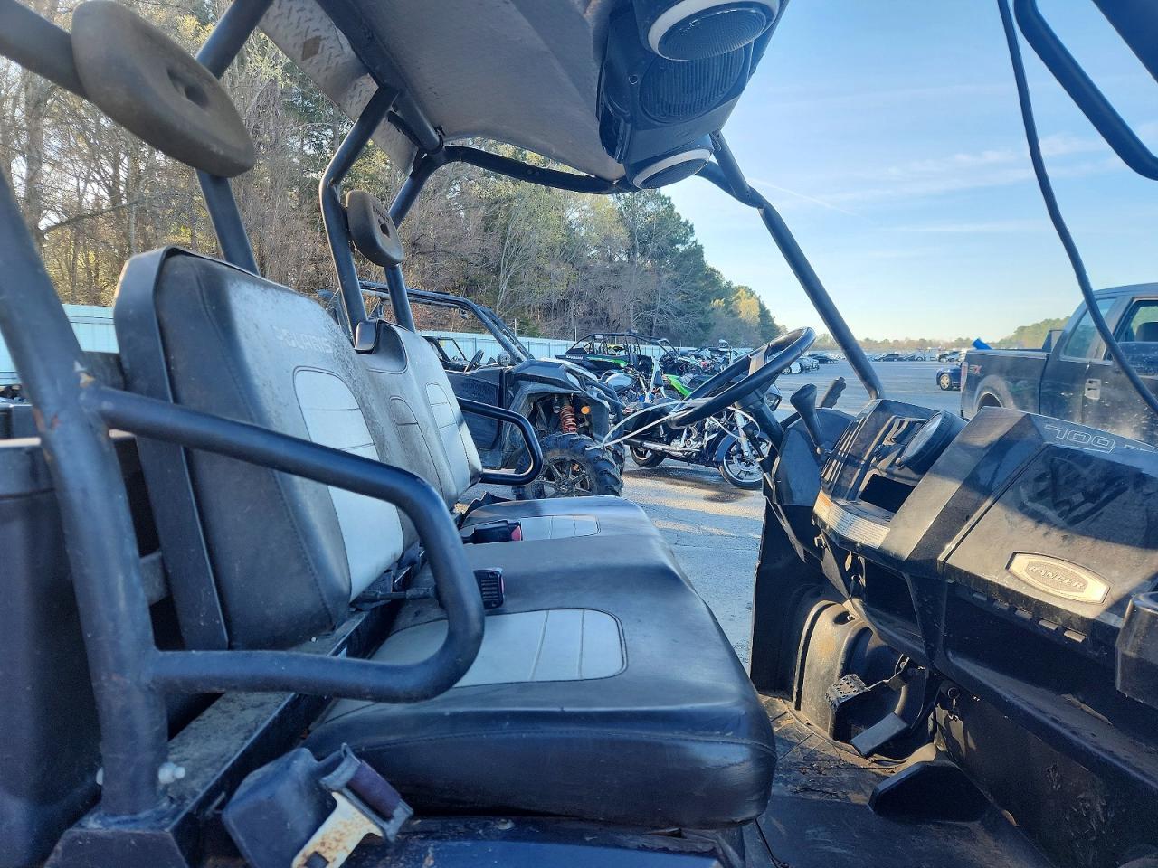 2009 Polaris Ranger XP-700 EFI Utility Vehicle