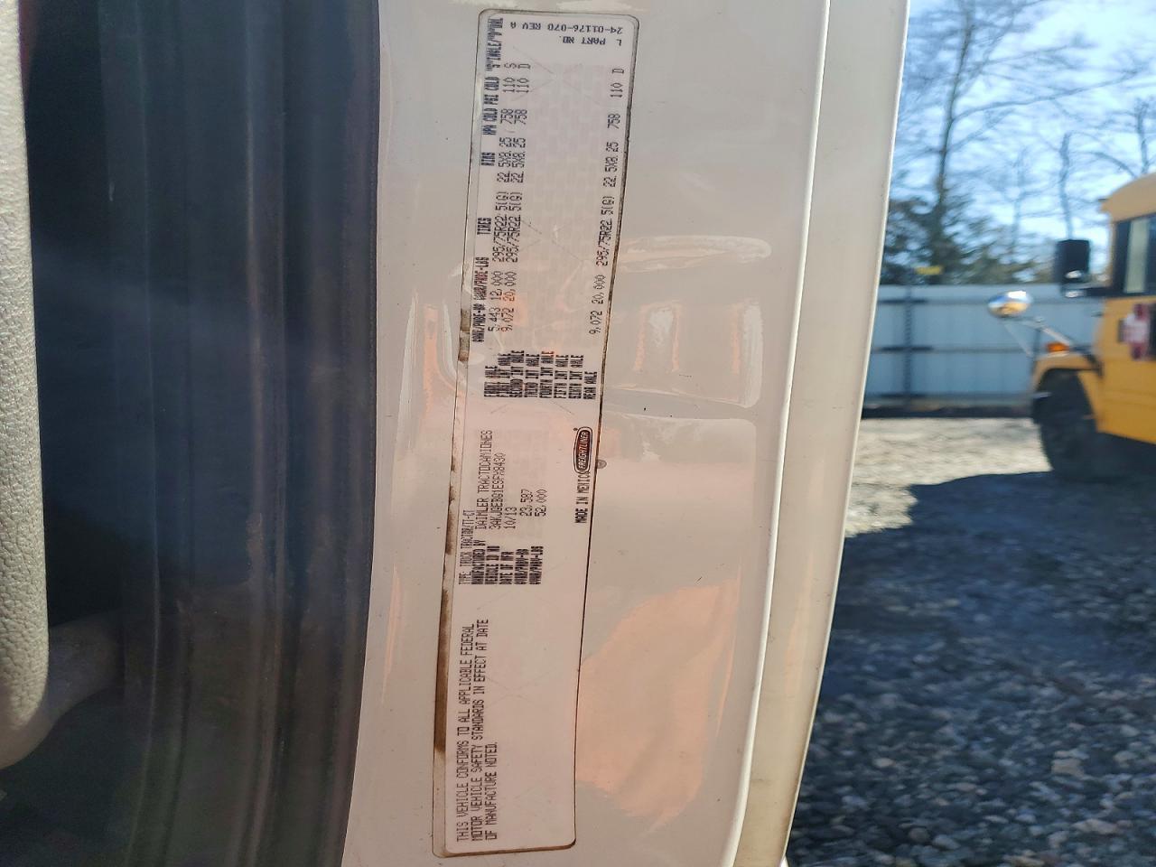 2014 Frht Cascadia 125