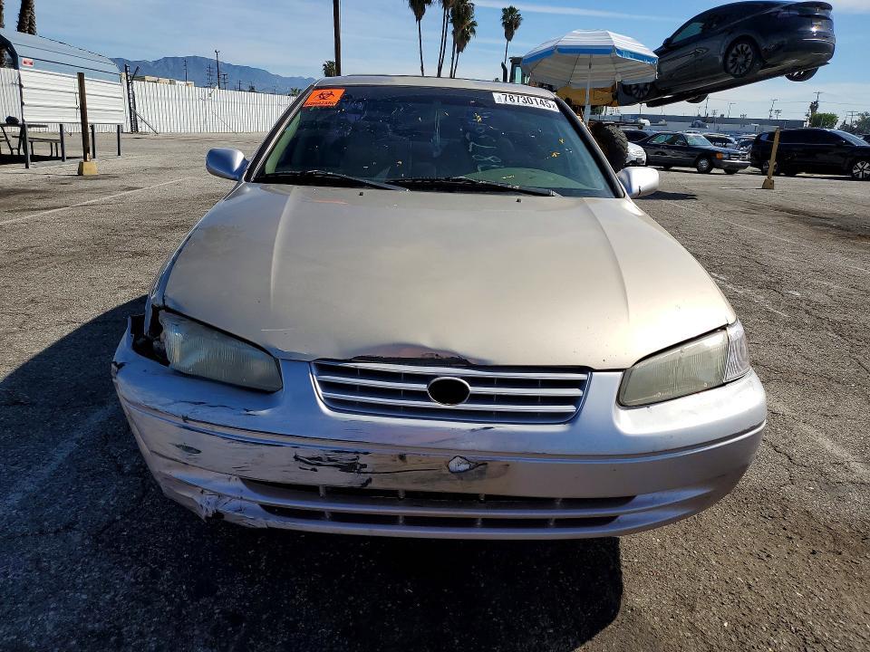 1997 Toyota Camry le