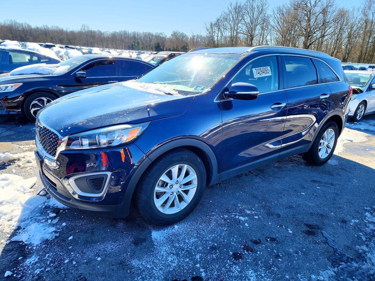 2016 KIA Sorento lx