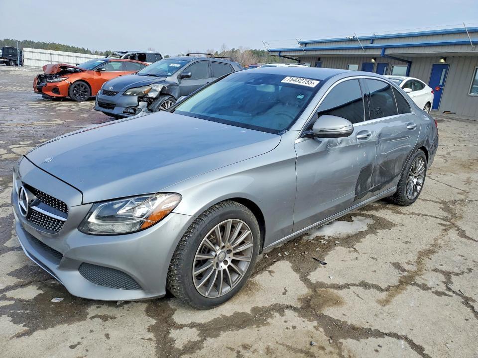2016 Mercedes-Benz C300