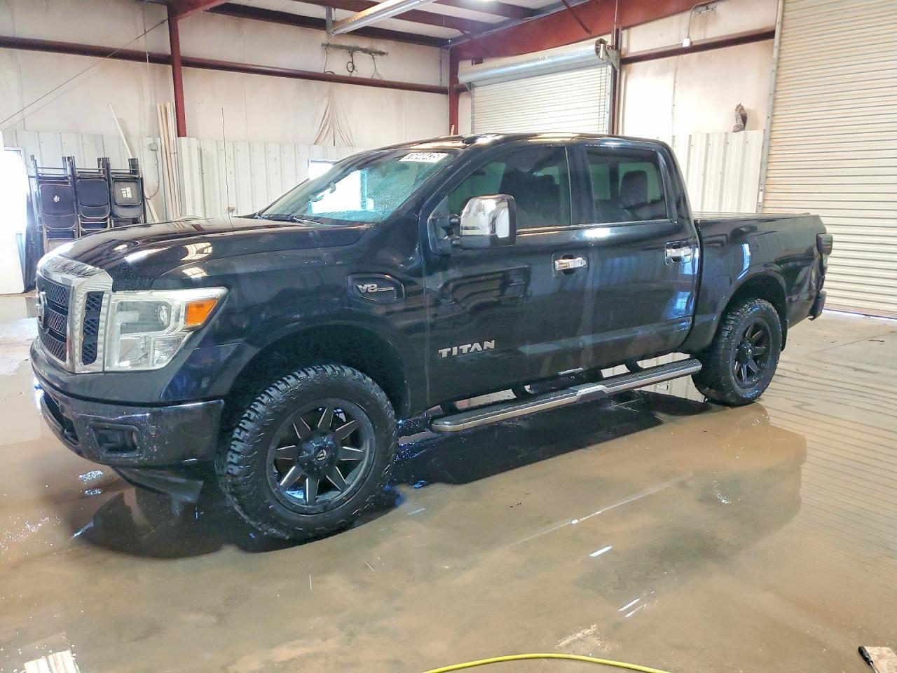 2017 Nissan Titan SL