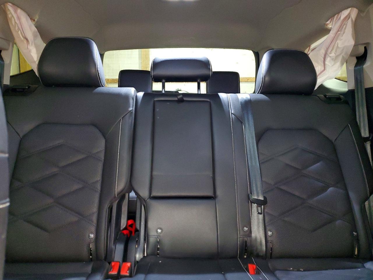 2025 Volkswagen Atlas se
